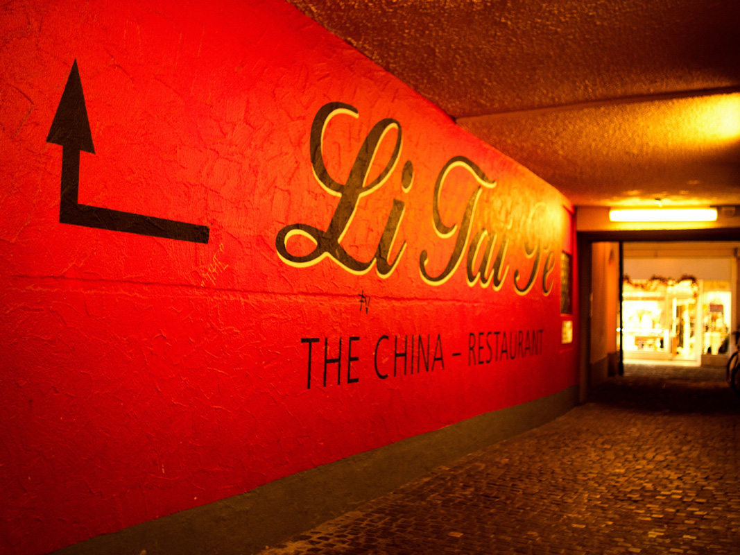 Citylife streetphotography Colors